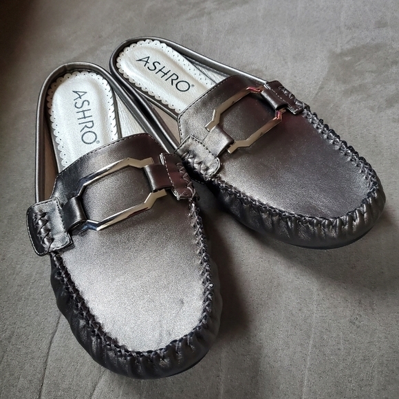 NWOT ASHRO Rush Hour Shoe Pewter Size 8.5 - Picture 1 of 6